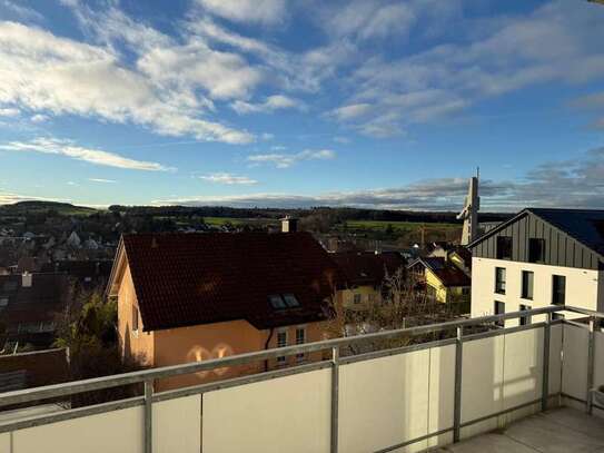 Sonnige 3,5-Zimmer-DG-Wohnung mit großem Balkon in bester Wohnlage in Jebenhausen mit Traumaussicht