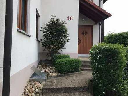 Geschmackvolle 2,5-Zimmer-Wohnung mit Balkon in Bad Rappenau-Zimmerhof