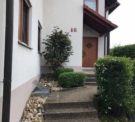 Geschmackvolle 2,5-Zimmer-Wohnung mit Balkon in Bad Rappenau-Zimmerhof