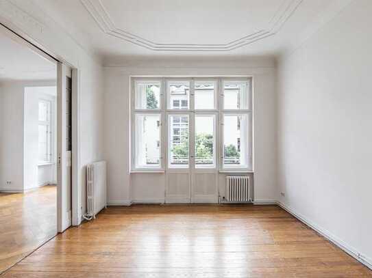 ** Charmante Altbauwohnung, Fischgrätenboden, mit Stuck, Balkon + Loggia - Steglitz, keine Provision