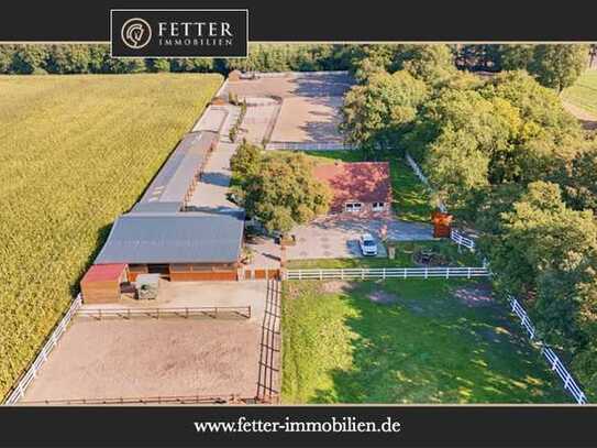 Schicke Reitanlage im Emsland mit gehobenem Wohnkomfort und gewerblicher Pferdehaltung!