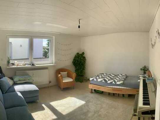 Helle 2-Zimmer Wohnung in Karlsruhe-Neureut