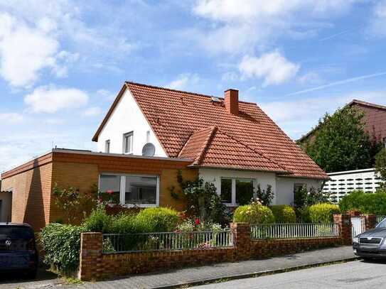 Ansprechendes Ein- bis Zweifamilienhaus mit herrlichem Fernblick