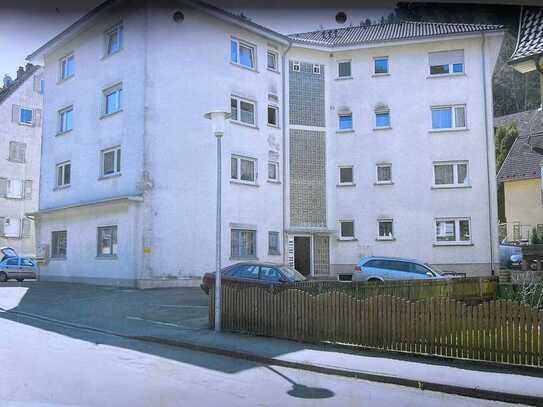 Attraktive und gepflegte 3-Raum-Hochparterre-Wohnung mit EBK in Hornberg