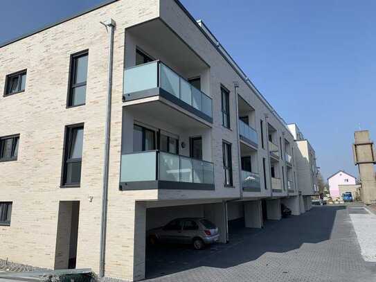 Gemütliche Wohnung mit großer Loggia, KfW-55-Haus (Erdwärme), Aufzug