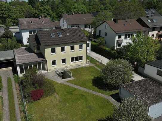 880 m² Südgrundstück - großes Einfamilienhaus für Kreative