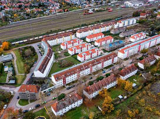 Ab Oktober 2024 Erdgeschosswohnung mit Garten - Reservieren Sie noch heute!