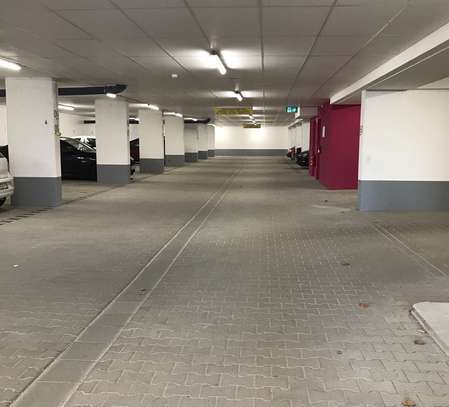 Tiefgaragenstellplatz und Außenstellplatz zu vermieten / Nähe zum Hauptbahnhof