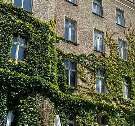 Entwicklungsobjekt im Prenzlauerberg: Wohn- und Gewerbeimmobilie größtenteils frei