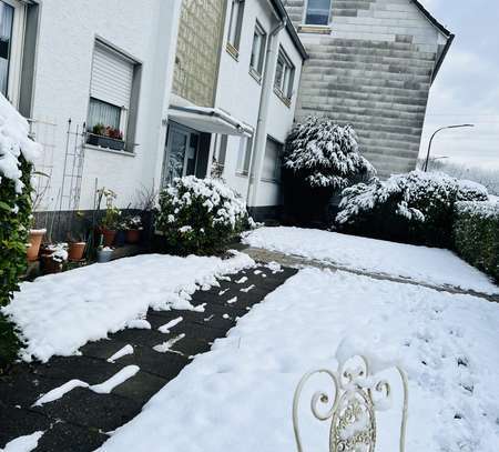 frisch renovierte 4-Zimmer-Wohnung mit Balkon in Ronsdorf