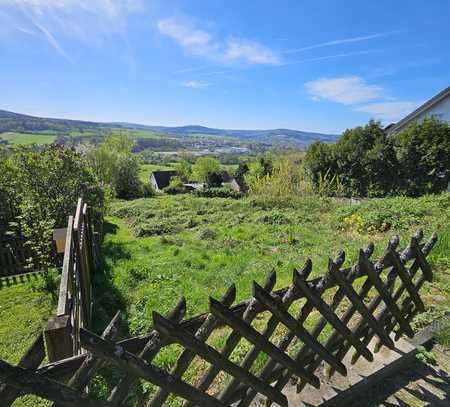 **Traumhaftes Baugrundstück in idyllischer Hanglage zu verkaufen**