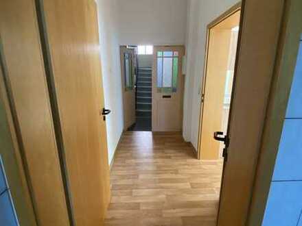 Preiswerte 3-Zimmer-Wohnung mit Einbauküche in Schwarzenberg