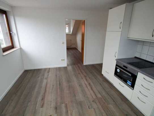 Schöne 4-Zi. DG-Wohnung in Großerlach