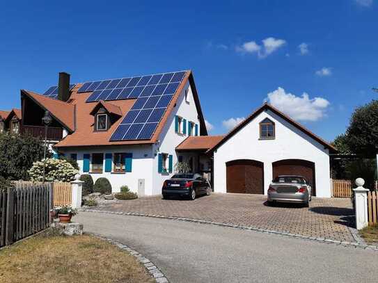 Großzügiges Traumhaus / Einfamilien-Mehrgenerationshaus in ruhiger Lage in Muhr am See