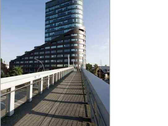 Über den Wolken! Moderne Bürofläche mit Aussicht und gem. Dachterrasse! Provisionsfrei!