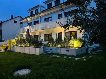 Moderne 4-Zimmerwohnung mit großer Terrasse und Garten - Erstvermietung nach Kernsanierung