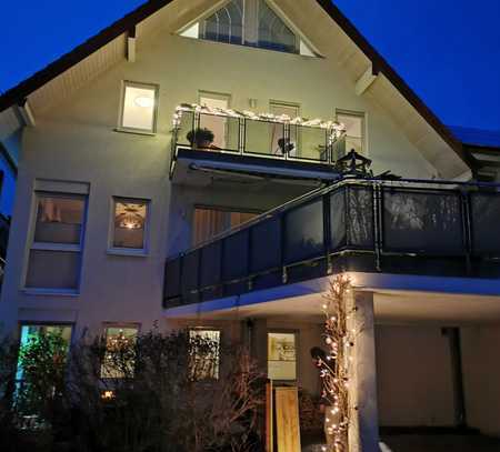 Charmantes Einfamilienhaus mit Einliegerwohnung und großzügiger Dachterrasse