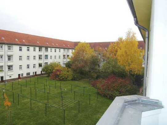 Das Glück hat ein Zuhause: günstige 3-Zimmer-Wohnung mit Balkon