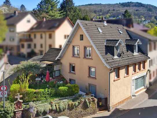 Wohn- & Geschäftshaus mit Anbaupotential
über 5,5 - 6,8 % Rendite
- Provisionsfrei -