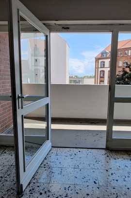 Hannover / Linden - Süd: 1 - Zimmer - Wohnung mit Balkon