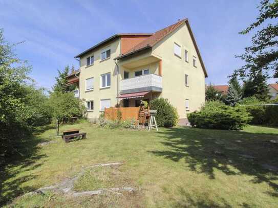 Bezugsfreie 3- Zimmerwohnung mit Balkon, Tageslichtbadezimmer, Stellplatz und separater Garage