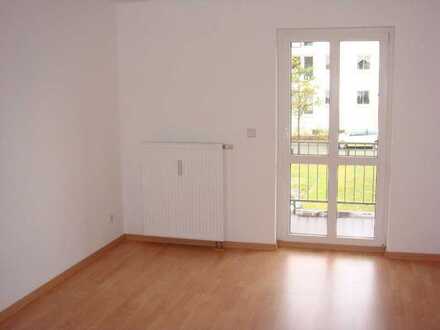 TOP Whg. im 1. OG - Laminat - Bad mit Fenster !!!