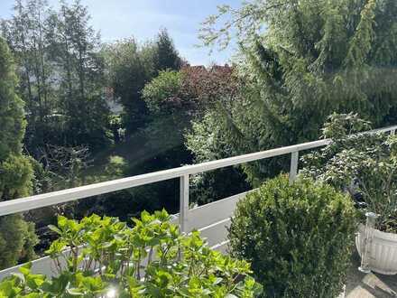 Exklusive 2-Raum-Wohnung mit terrassenartigem Balkon und EBK in Langen