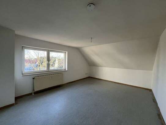 WBS 3. FW + 60m² notwendig! 2-Zimmerwohnung in ruhiger Lage