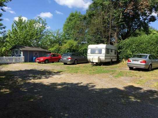 Stellplatz auf abgeschlossenem Hof zu vermieten