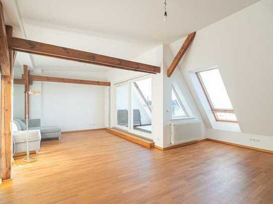 Newly renovated roof top apartment close to Templehof