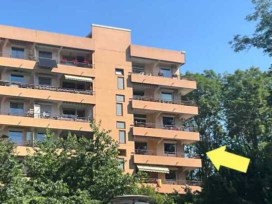 Erbbaurecht, modernisierungsbedürftige 4 Zimmer Wohnung mit Balkon