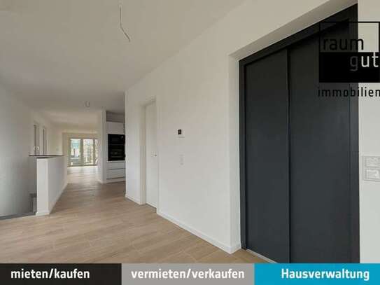 Neubau-Penthouse mit Rheinblick - 80 m² Dachterrasse - inkl. Einbauküche und Tiefgaragenstellplatz