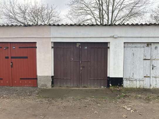 Garage mit Strom und Licht zu vermieten