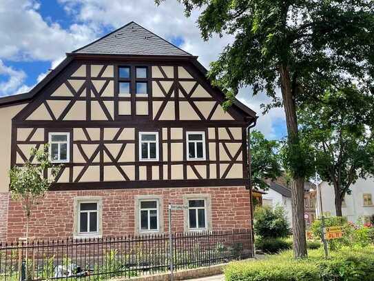 Erstbezug exklusive 6 Zi. Wohnung. Modernes Wohnambiente im historischen Quartier