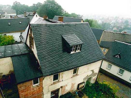 ***Einfamilienhaus im Dornröschenschlaf in Schlossnähe – Zwangsversteigerung***