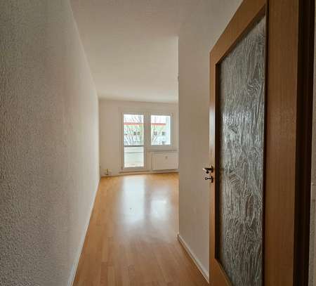 1. Obergeschoss - 2 Raum Wohnung mit Balkon