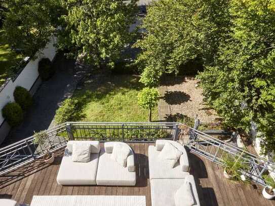 Rooftop-Wohnen am Aaper Wald: vermietete 5-Raum-Maisonette im DG. Kamin. 2 Terrassen. Doppelgarage.