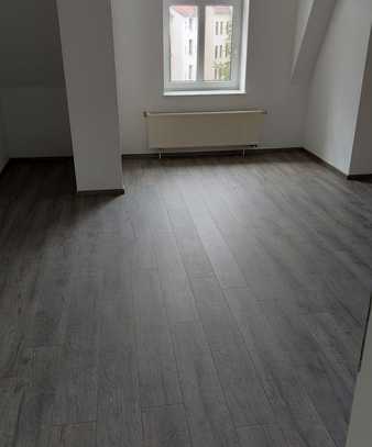 Osterangebot: 1. Kaltmiete geschenkt! 3-Raumwohnung mit Balkon zu vermieten