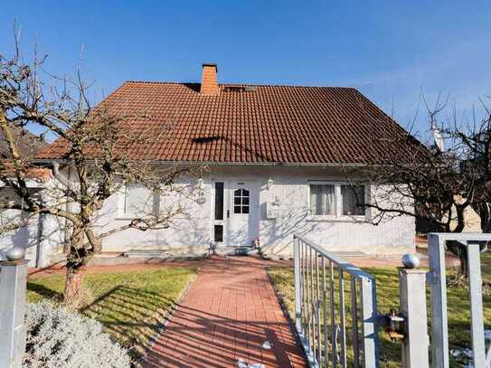 Modernes freistehendes Einfamilienhaus in Höhr-Grenzhausen mit Platz für die Familie