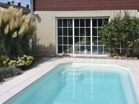 DIESEN SOMMER IM POOL 🏝️ Exklusive 3,5-Zimmer-Wohnung in Weiterstadt!