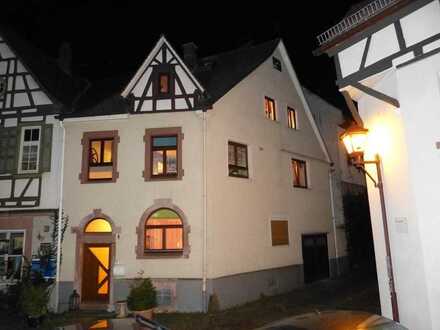 Gepflegtes 5-Zimmer-Einfamilienhaus mit EBK am Fuße der Altstadt in Heppenheim
