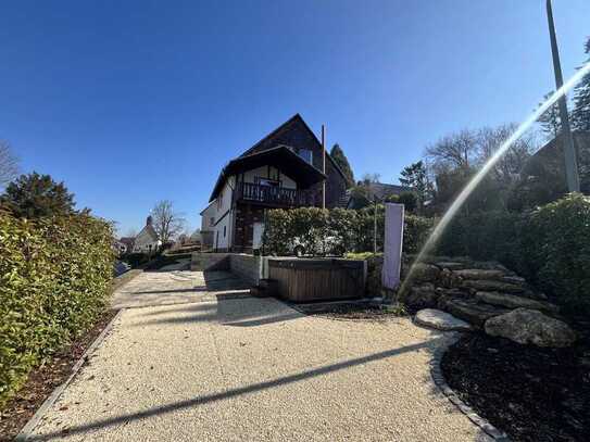 Grünstadt - Mertesheim, freistehendes Einfamilienhaus mit Loggia, Kamin, Garage