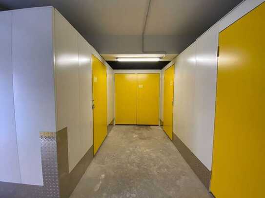 ** GERÄUMIGES 50m² LAGER ZU VERMIETEN! **