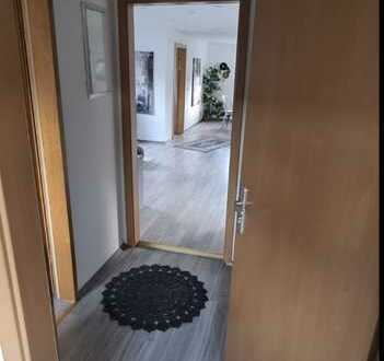 Stilvolle 3-Zimmer-Wohnung mit gehobener Innenausstattung in Homburg