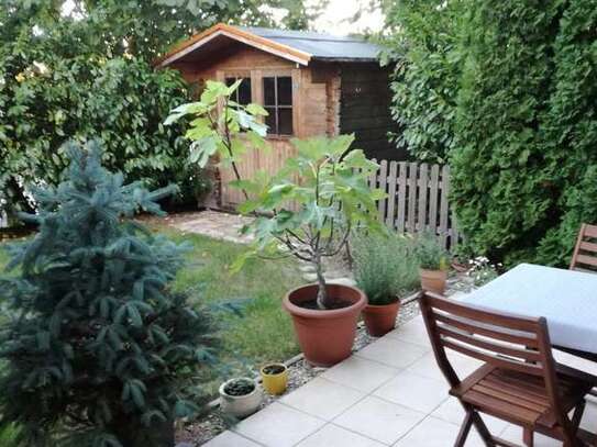 3-Zimmer-EG-Wohnung mit Terrasse/Gartenteil und Einbauküche in der Kreuzäckersiedlung