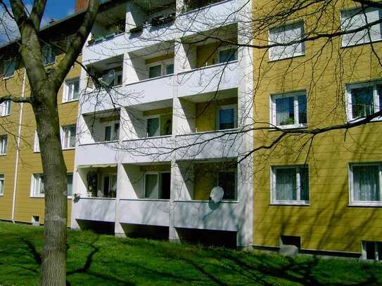 2-Zimmerwohnung mit Balkon in der Wertachschleife - oberstes Stockwerk ohne Aufzug