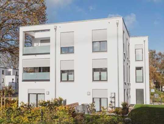 Moderne, neuwertige 4-Zimmer-Wohnung mit Loggia in Soest