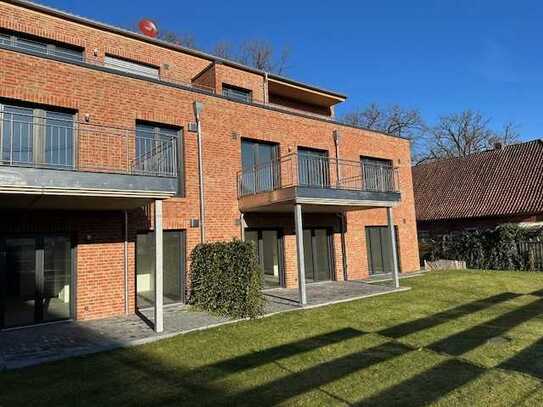 Neubau/ 2Zi.-Whg. /EG, ca. 80 m², m. Terrasse/ Gartenanteil /Tiefgarage