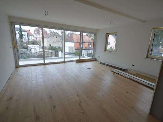 Neubau! 3-Zi.-HP-Whg. (ca. 93 m²) mit ca. 12 m² Balkon am südöstlichen Altstadtrand von...Rgbg.