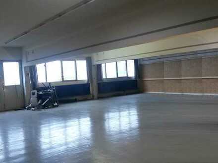 Lagerhalle Produktionshalle in Lahr, optional Sanitärräume, Garagen, Freifläche, ebenerdig